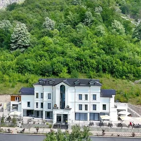 Two Brothers B A&s Bar & Restaurant Valbona