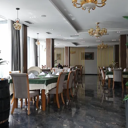 מלון Two Brothers B A&s Bar & Restaurant