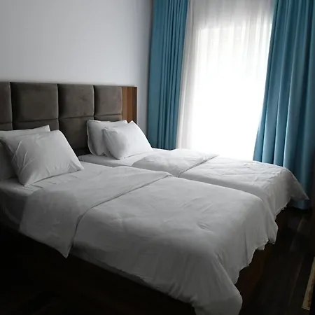 Two Brothers B A&s Bar & Restaurant *