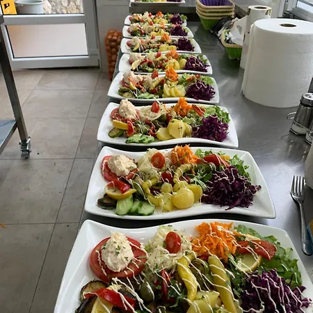 מלון Two Brothers B A&s Bar & Restaurant *