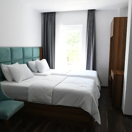 Two Brothers B A&s Bar & Restaurant