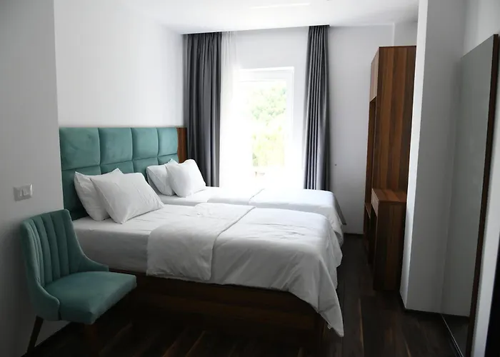 Two Brothers B A&s Bar & Restaurant